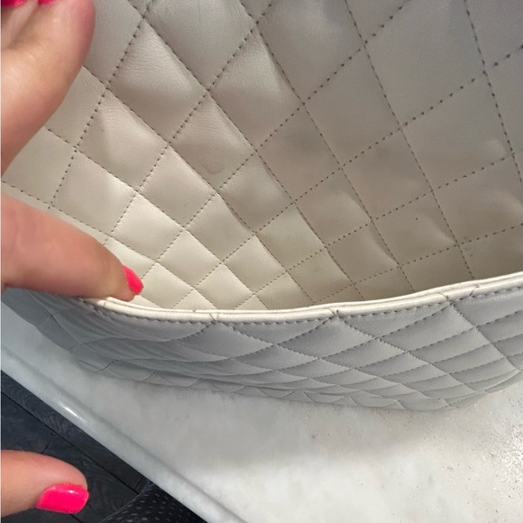 Chanel Cambon Line Lambskin Tote Gorgeous Authentic - Picture 6 of 16